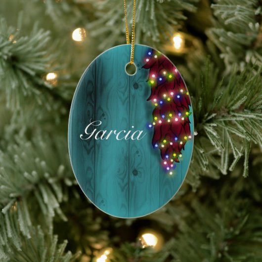 赤いチリristraの青いドアのクリスマスライト セラミックオーナメント (ツリー)