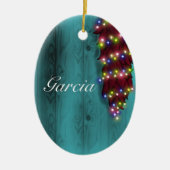 赤いチリristraの青いドアのクリスマスライト セラミックオーナメント (正面)