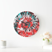 赤いティール(緑がかった色)の白黒及び灰色の絞り染め ラージ壁時計 (ホーム)