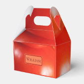 赤いトマトを積み上げた フェイバーボックス (正面サイド)