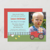 赤いトラクターの農場の誕生会の写真の招待状 招待状 (正面/裏面)