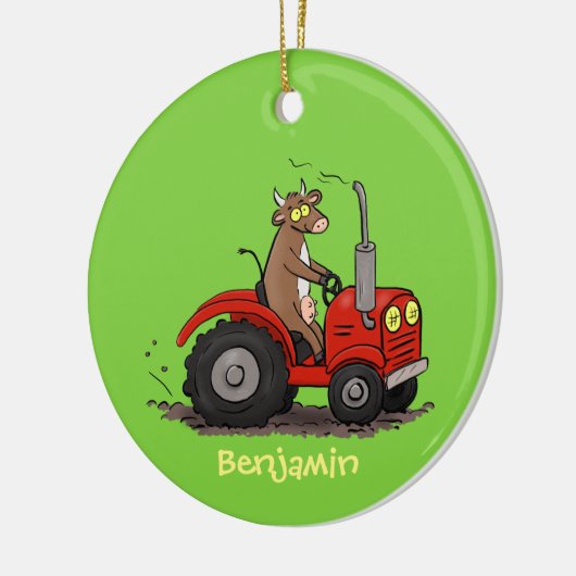 赤いトラクター漫画を運転する可愛い幸せな牛 セラミックオーナメント (左)