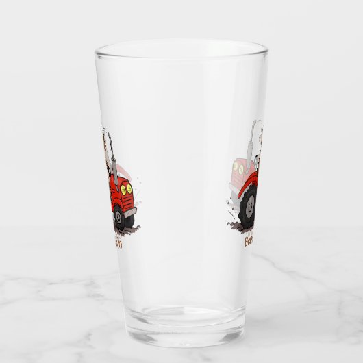 赤いトラクター漫画を運転する可愛い幸せな牛 タンブラーグラス (右)