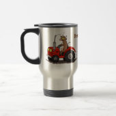 赤いトラクター漫画を運転する可愛い幸せな牛 トラベルマグ (左)