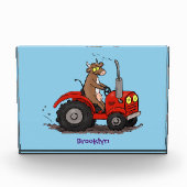 赤いトラクター漫画を運転する可愛い幸せな牛 フォトブロック (正面)