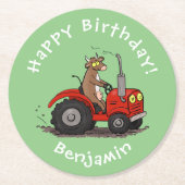 赤いトラクター漫画を運転する可愛い幸せな牛 ラウンドペーパーコースター (正面)