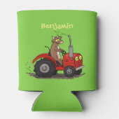 赤いトラクター漫画を運転する可愛い幸せな牛 缶クーラー (裏面)