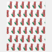 赤いトラックと木 フリースブランケット (正面)