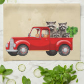 赤いトラックのクリスマスアライグマ キッチンタオル (折り畳み)