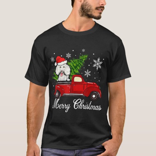 赤いトラックのクリスマスデコレーションに乗ってプードルドッグ Tシャツ (正面)