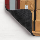 赤いドアの段ボール積み重ね マウスパッド (コーナー)