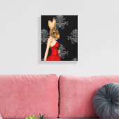 赤いドレスを着たバニー キャンバスプリント (インサイチュ (リビング))