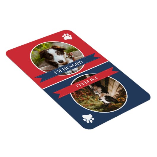 赤いネイビーブルードッグが写食べ物を与え真 マグネット (右側)