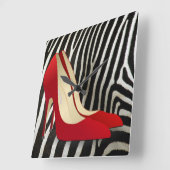 赤いハイヒールは時計に蹄鉄を打ちます スクエア壁時計 (傾斜)