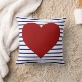 赤いハートとの白の濃紺のストライプ クッション (ブランケット)