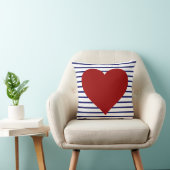 赤いハートとの白の濃紺のストライプ クッション (椅子)