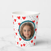 赤いハートとカスタム写真と名前紙 紙コップ (裏面)