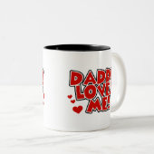 赤いハートのお父さんは私を愛します ツートーンマグカップ (正面右)