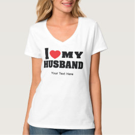 赤いハートのシンボルと "I Love My Husband" のテキスト Tシャツ