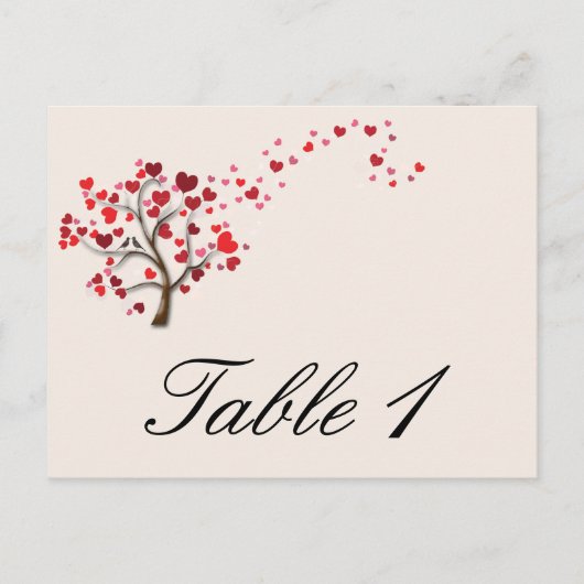 赤いハートのテーブル結婚番号のアイボリーツリー ポストカード (正面)