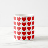 赤いハートのデザイン コーヒーマグカップ (中央)