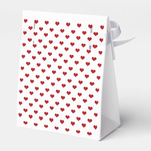 赤いハートのパーソナライズな名前および日付の結婚式 フェイバーボックス (裏面サイド)