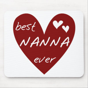 赤いハートの最も最高のなNannaのTシャツおよびギフト マウスパッド