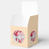 赤いハートは結婚式のために白いリボンで結ばれる フェイバーボックス (オープン)