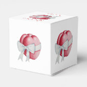 赤いハートは結婚式のために白いリボンで結ばれる フェイバーボックス (裏面サイド)