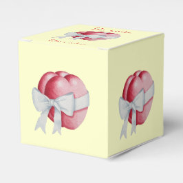 赤いハートは結婚式のために白い弓で結ばれる フェイバーボックス