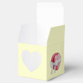 赤いハートは結婚式のために白い弓で結ばれる フェイバーボックス (オープン)