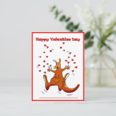赤いハートを持つ幸せなバレンタインデーのカンガルー シーズンポストカード (スタンド正面)