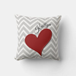 赤いハートオングレーシェブロンストライプ装飾用クッション クッション