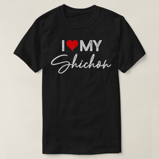赤いハートデザインのシーチョン犬が大好きです。 Tシャツ (デザイン正面)