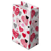 赤いハートパターンバレンタインデー スモールペーパーバッグ (裏面アングル)
