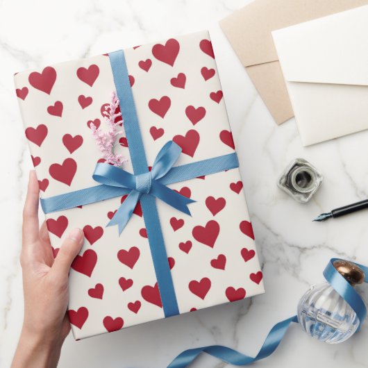 赤いハートパターン ラッピングペーパー (ギフト)