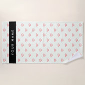 赤いハートパターン，愛，あなたの名前，パーソナライズ ビーチタオル (正面)