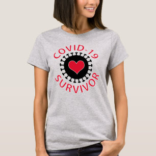 赤いハートパンデミックコロナウイルスCovid-19生存者 Tシャツ
