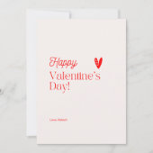 赤いハートベージュタイポグラフバレンタインデー 招待状 (正面)