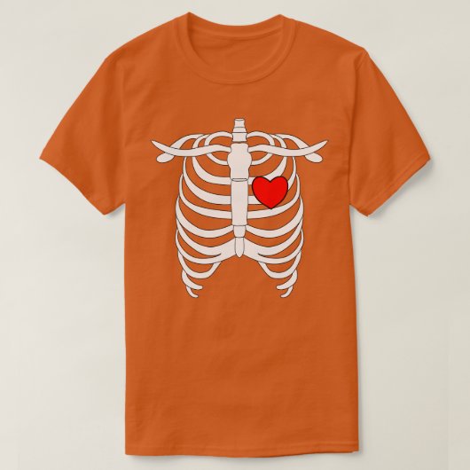 赤いハート付き胸郭 Tシャツ (デザイン正面)
