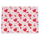 赤いハート、文字、"愛する"。 ラージペーパーバッグ (正面)