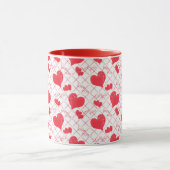赤いハート、文字、"愛する"、赤と白。 マグカップ (中央)