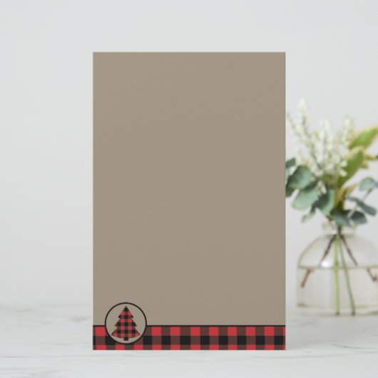 赤いバッファローの格子縞のボーダークリスマスツリー 便箋 (スタンド正面)