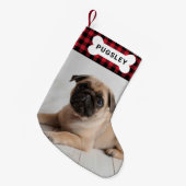 赤いバッファロープレイドペット犬の骨モノグラム写真 スモールクリスマスストッキング (正面 (吊り時))