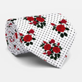 赤いバラが水玉模様の背景。 ネクタイ (ロール)