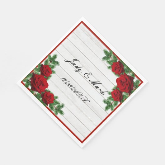 赤いバラと松の枝クリスマス結婚の スタンダードランチョンナプキン (角)