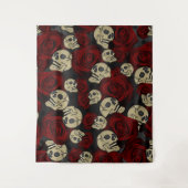 赤いバラと骸骨 グレー ブラック フローラル ゴシック タペストリー (正面)