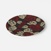 赤いバラと骸骨 グレー ブラック フローラル ゴシック ペーパープレート (アングル)