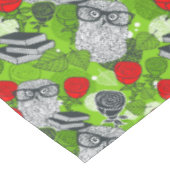 赤いバラにフクロウ テーブルクロス (アングル)