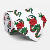 赤いバラに巻きついた蛇のタトゥーアート ネクタイ (ロール)